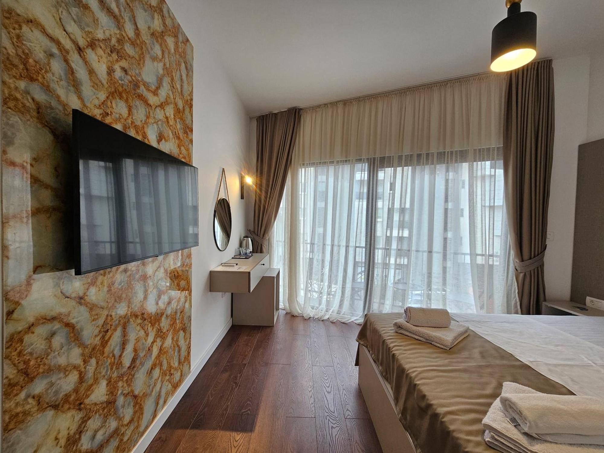 Lolo Luxury Rooms & Suites Budva Exterior photo