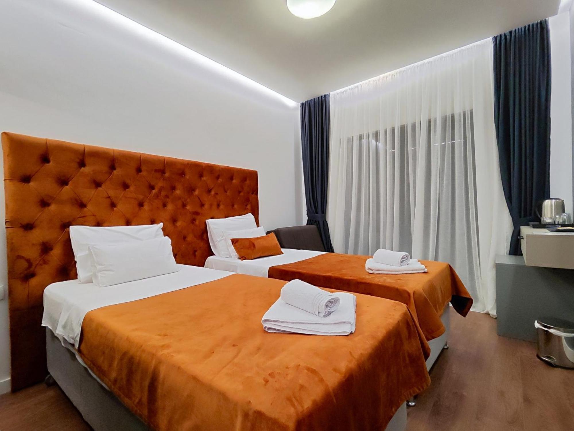 Lolo Luxury Rooms & Suites Budva Exterior photo